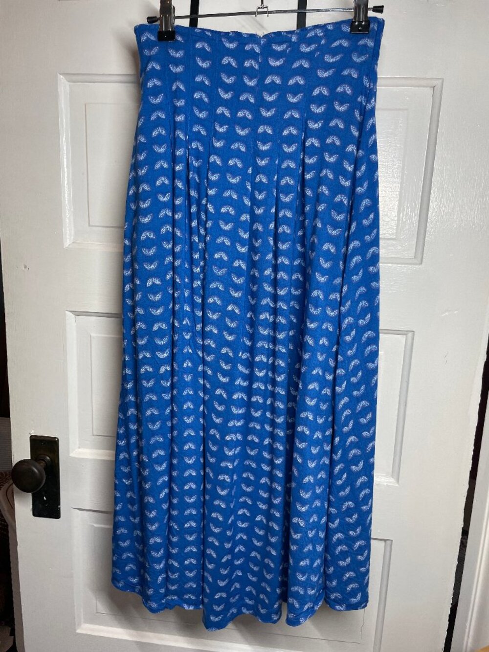 Vintage pleated blue rayon skirt elastic waistband